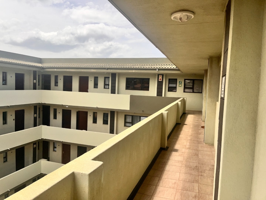 To Let 2 Bedroom Property for Rent in Ferreira Town Eastern Cape